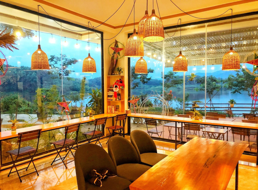 Sen’s House Hạ Hòa