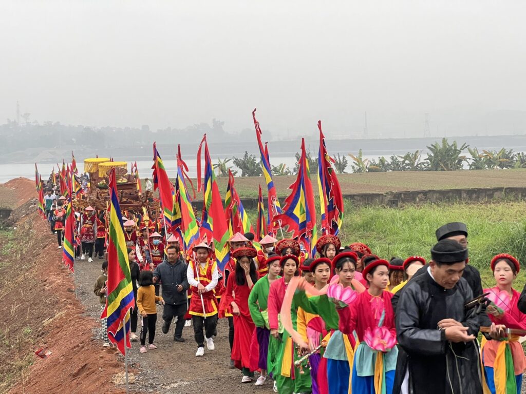 Lăng Sương Temple Festival
