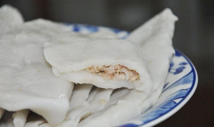 Phu Tho Ear Cake – A Delightful Local Specialty