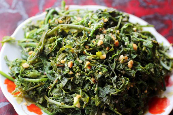 Unique Wild Vegetable Dish of the Muong People