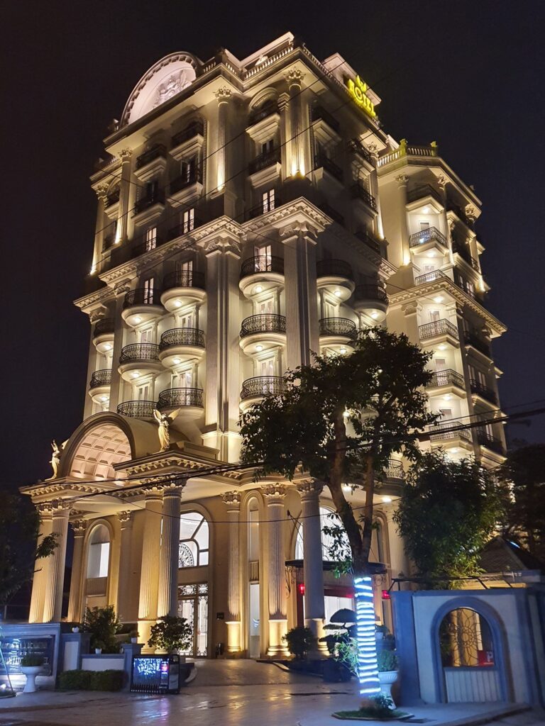 Manh Quan Luxury Hotel